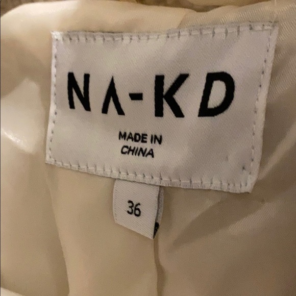 NA-KD Belted Long Teddy Coat - Picture 3 of 5